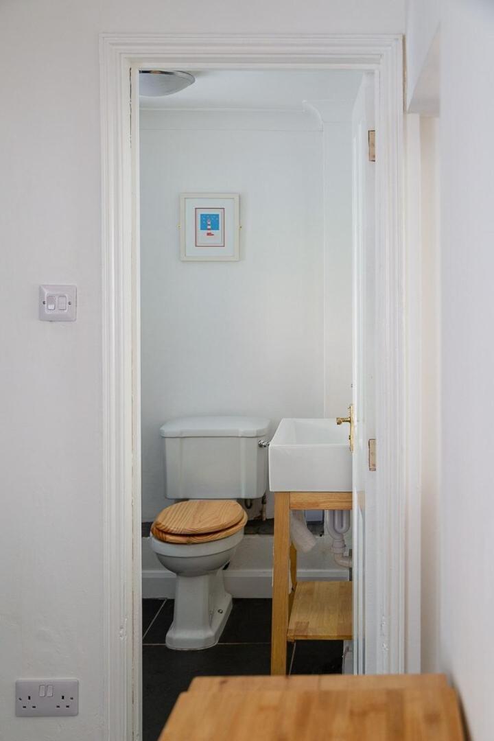 Charlestown Cottage, Woodburner, Gardens & Parking Екстер'єр фото